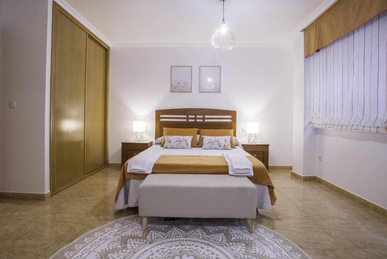 Apartamento En Raxo Pontevedra Eksteriør billede